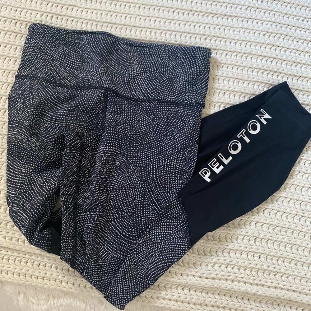 LuluLemon Peloton Wunder Under Leggings - Size 6
